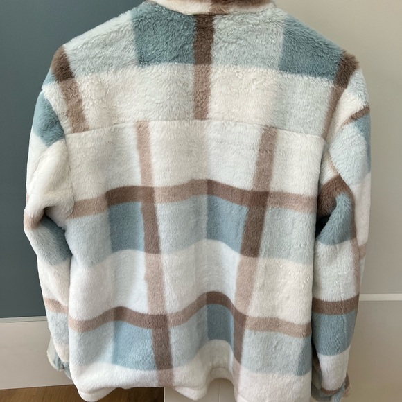 Davi and Dani size small blue and white plaid jacket. - Picture 3 of 4